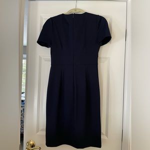 DKNY Navy shortsleeved V-neck dress Size - 4
